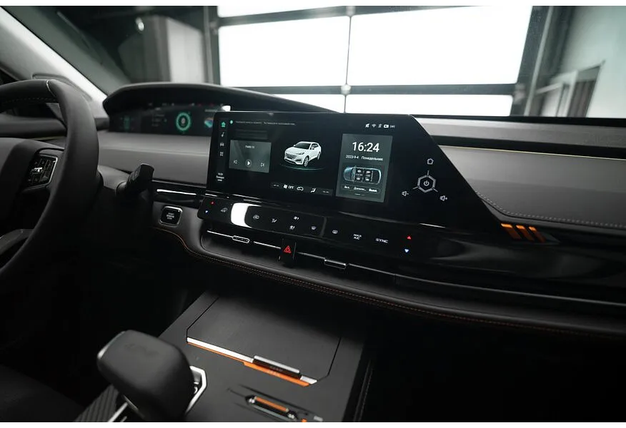 Changan UNI-K 2.0 AT 4WD (226 л.с.) Tech Черный в АВИЛОН. Слайд №4