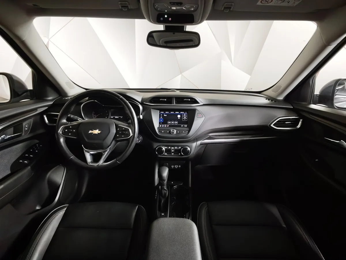 Chevrolet TrailBlazer 1.3 Turbo CVT 2WD (150 л.с.) LT Серый в АВИЛОН. Слайд №13