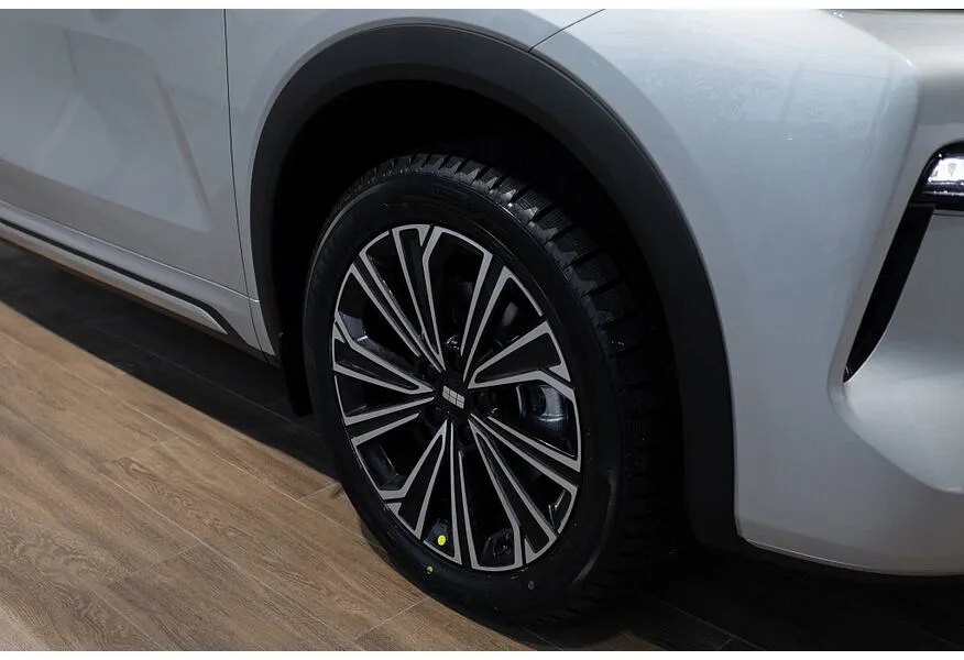 Geely EX5 AT (218 л.с.) Max Серебристый в АВИЛОН. Слайд №17