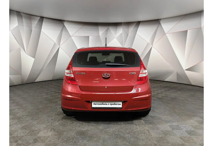 Hyundai i30 1.6 AT (126 л.с.) Красный в АВИЛОН. Слайд №8