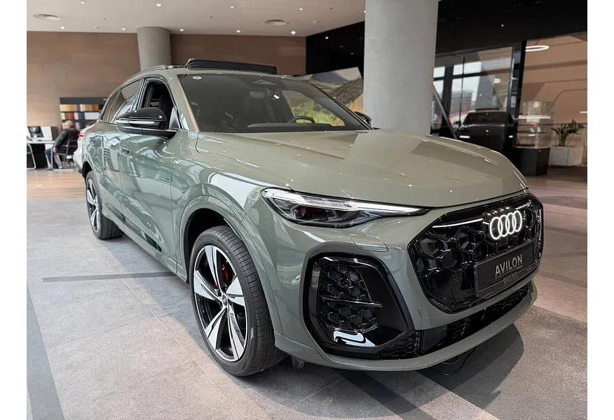 Audi Q5 L 2.0 40 TFSI S tronic quattro (272 л.с.) Зеленый в АВИЛОН. Слайд №2 Audi Q5 L 2.0 40 TFSI S tronic quattro (272 л.с.) Зеленый в АВИЛОН. Слайд №2