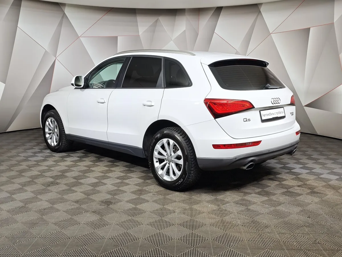 Audi Q5 2.0 TFSI Tiptronic quattro (225 л.с.) Белый в АВИЛОН. Слайд №4
