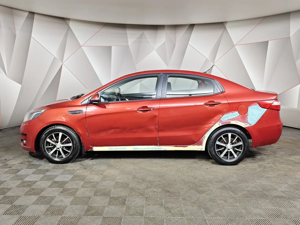 Kia Rio 1.6 MT (123 л.с.) Красный в АВИЛОН. Слайд №5