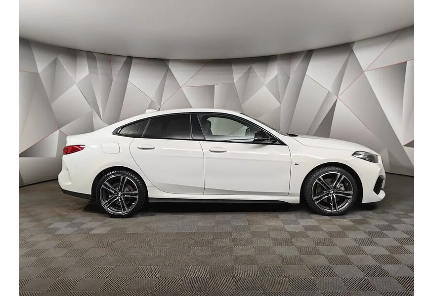 BMW 2 серия Gran Coupe 218i (140 л.с.) M Sport Pro Белый в АВИЛОН. Слайд №6