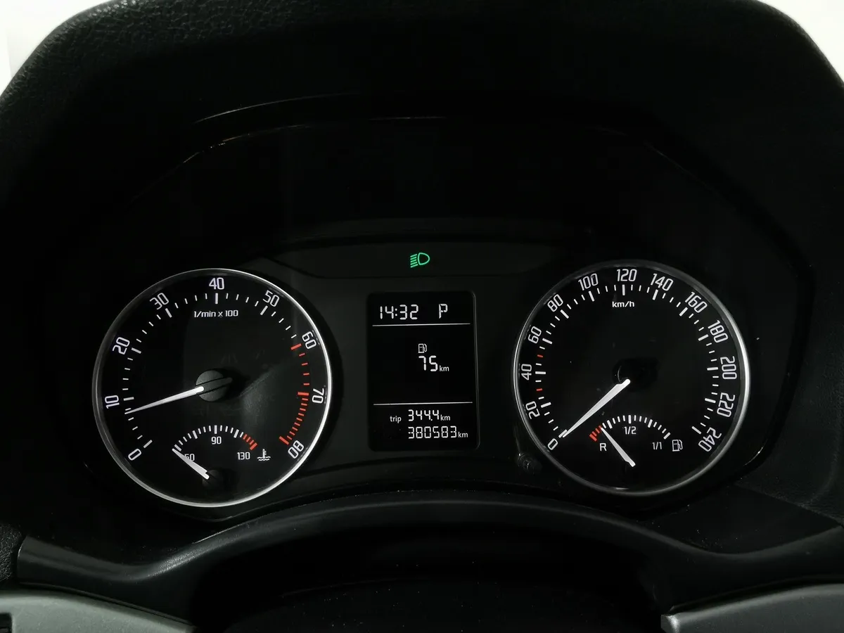 Skoda Octavia 1.4 TSI DSG (122 л.с.) Серый в АВИЛОН. Слайд №17