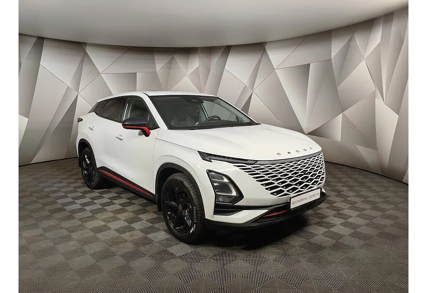 Omoda C5 1.5T CVT (147 л.с.) Ultimate Белый в АВИЛОН. Слайд №3