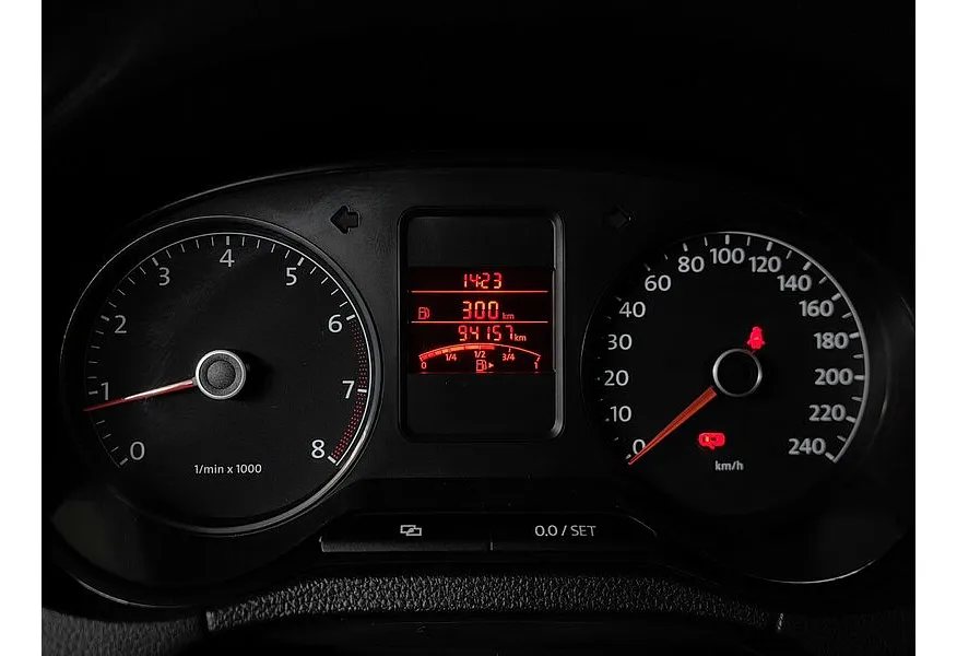АВИЛОН - Volkswagen Polo 1.6 MT (105 л.с.) Trendline Серебристый - slide 15