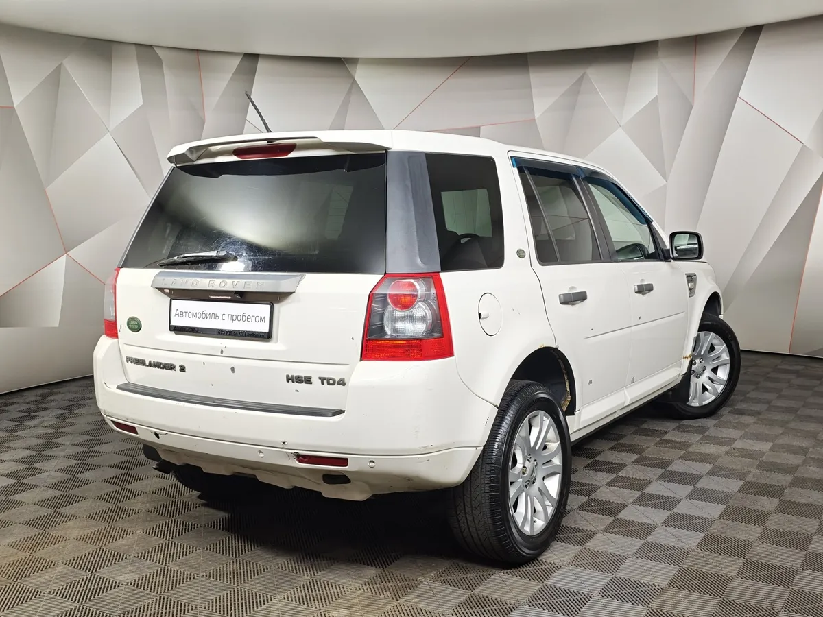 Land Rover Freelander 2.2 TD AT (160 л.с.) Белый в АВИЛОН. Слайд №2