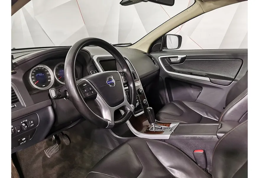 Volvo XC60 2.4 D5 AT AWD (205 л.с.) Синий в АВИЛОН. Слайд №19