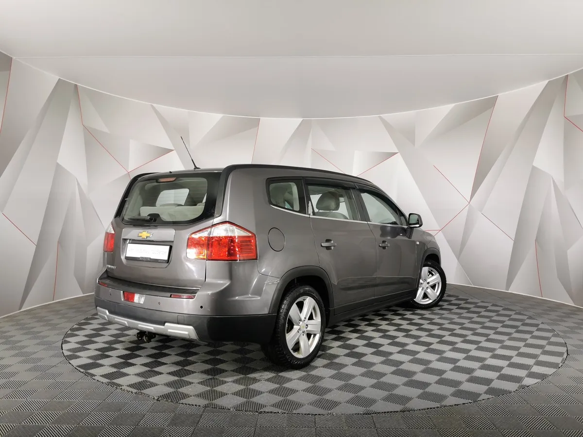 Chevrolet Orlando 1.8 AT (141 л.с.) Серый в АВИЛОН. Слайд №2