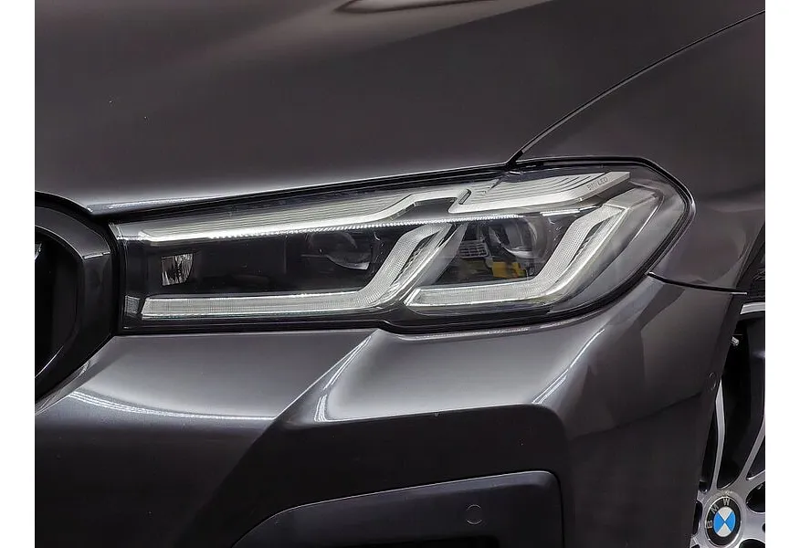 BMW 5 серия 530i xDrive Steptronic (249 л.с.) Серый в АВИЛОН. Слайд №8