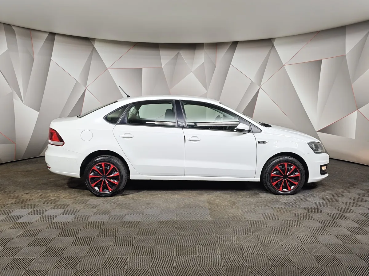 Volkswagen Polo 1.6 MPI MT (110 л.с.) Allstar Белый в АВИЛОН. Слайд №6
