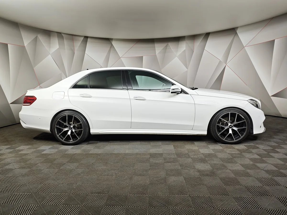 Mercedes-Benz E-Класс E 300 7G-Tronic Plus 4Matic (249 л.с.) Белый в АВИЛОН. Слайд №6