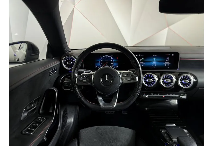 Mercedes-Benz CLA 200 7G-DCT (150 л.с.) Sport Черный в АВИЛОН. Слайд №20