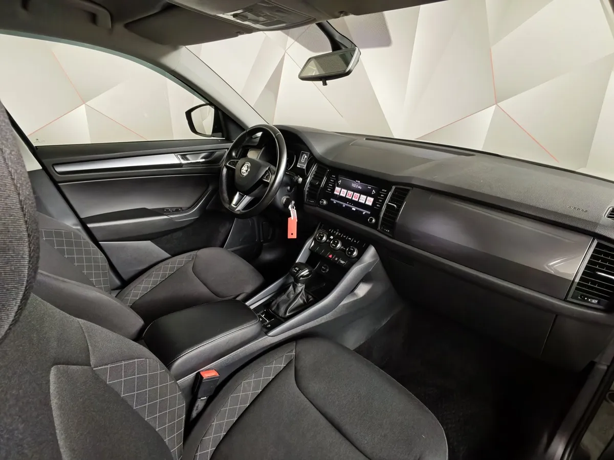 Skoda Kodiaq 1.4 TSI DSG 4X4 (150 л.с.) Зеленый в АВИЛОН. Слайд №13