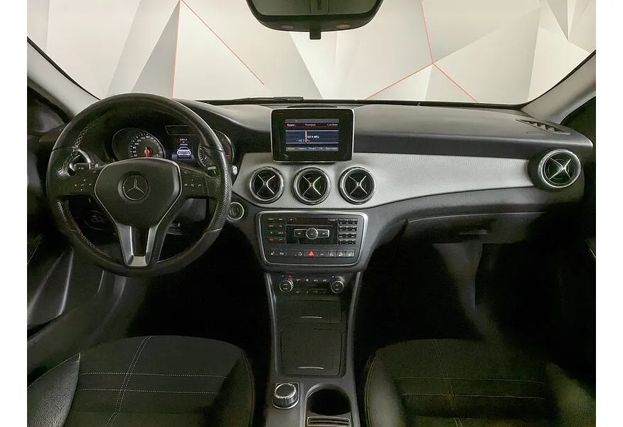 Mercedes-Benz GLA 250 7G-DCT 4MATIC (211 л.с.) Особая серия Черный в АВИЛОН. Слайд №10