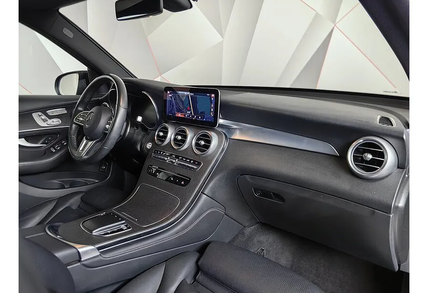 Mercedes-Benz GLC 300 9G-TRONIC 4MATIC (249 л.с.) Sport Plus (Локальная сборка) Черный в АВИЛОН. Слайд №12