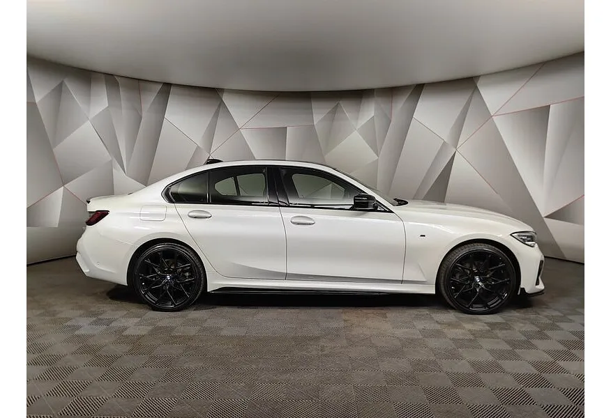 BMW 3 серия 320i xDrive (184 л.с.) M Sport Pro Белый в АВИЛОН. Слайд №6