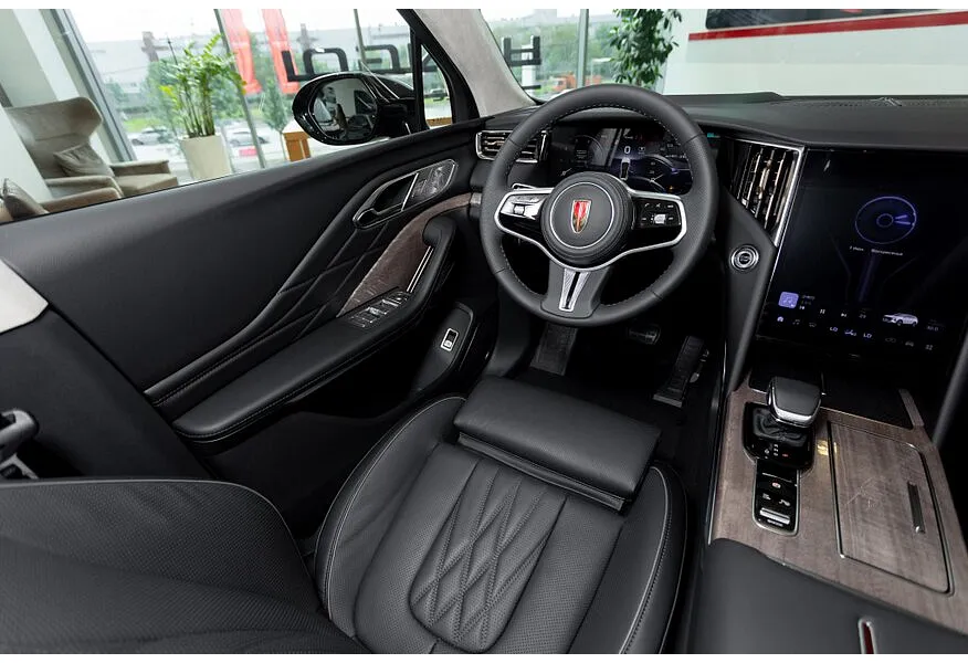 АВИЛОН - Hongqi HS7 2.0T 8AT 4WD (245 л.с.) Executive Черный - slide 3