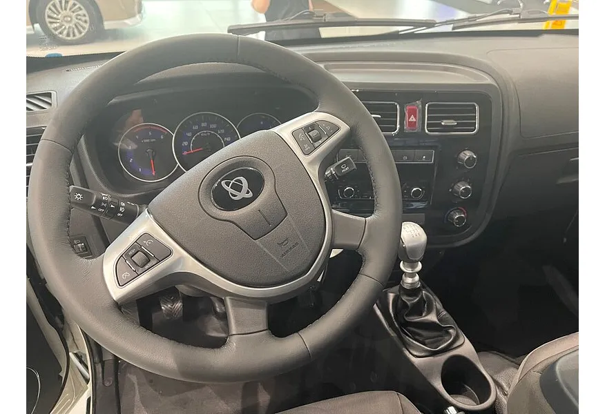 Sollers Argo 2.0d MT RWD SWB (130 л.с.) 3.5T Белый в АВИЛОН. Слайд №9