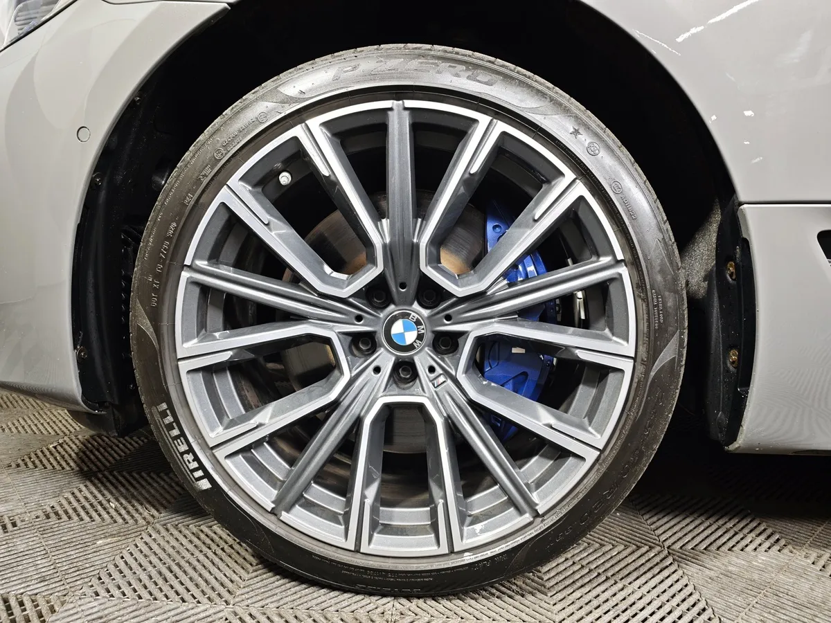 BMW 6 серия 630d xDrive Steptronic (249 л.с.) M Sport Pro Серый в АВИЛОН. Слайд №7