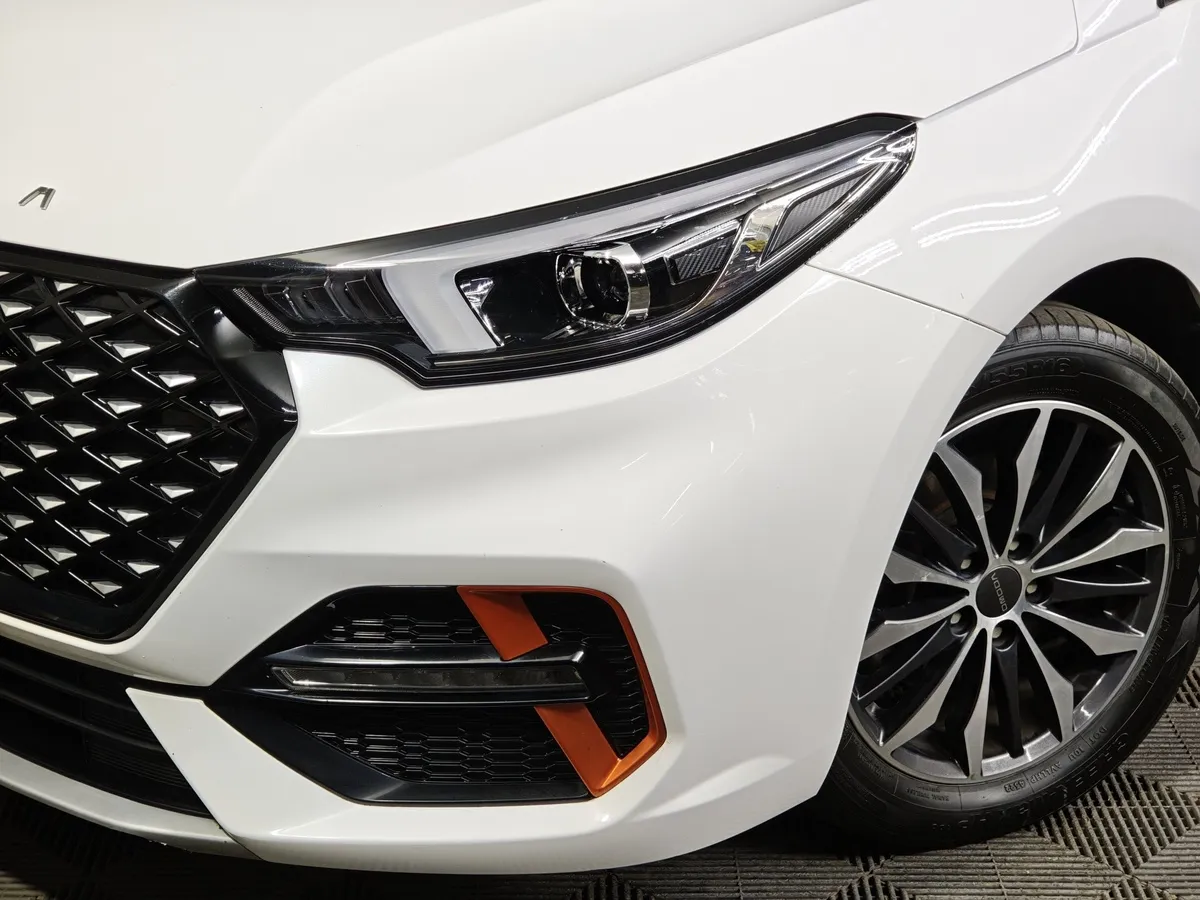Omoda S5 1.5 CVT 2WD (113 л.с.) Life Белый в АВИЛОН. Слайд №9