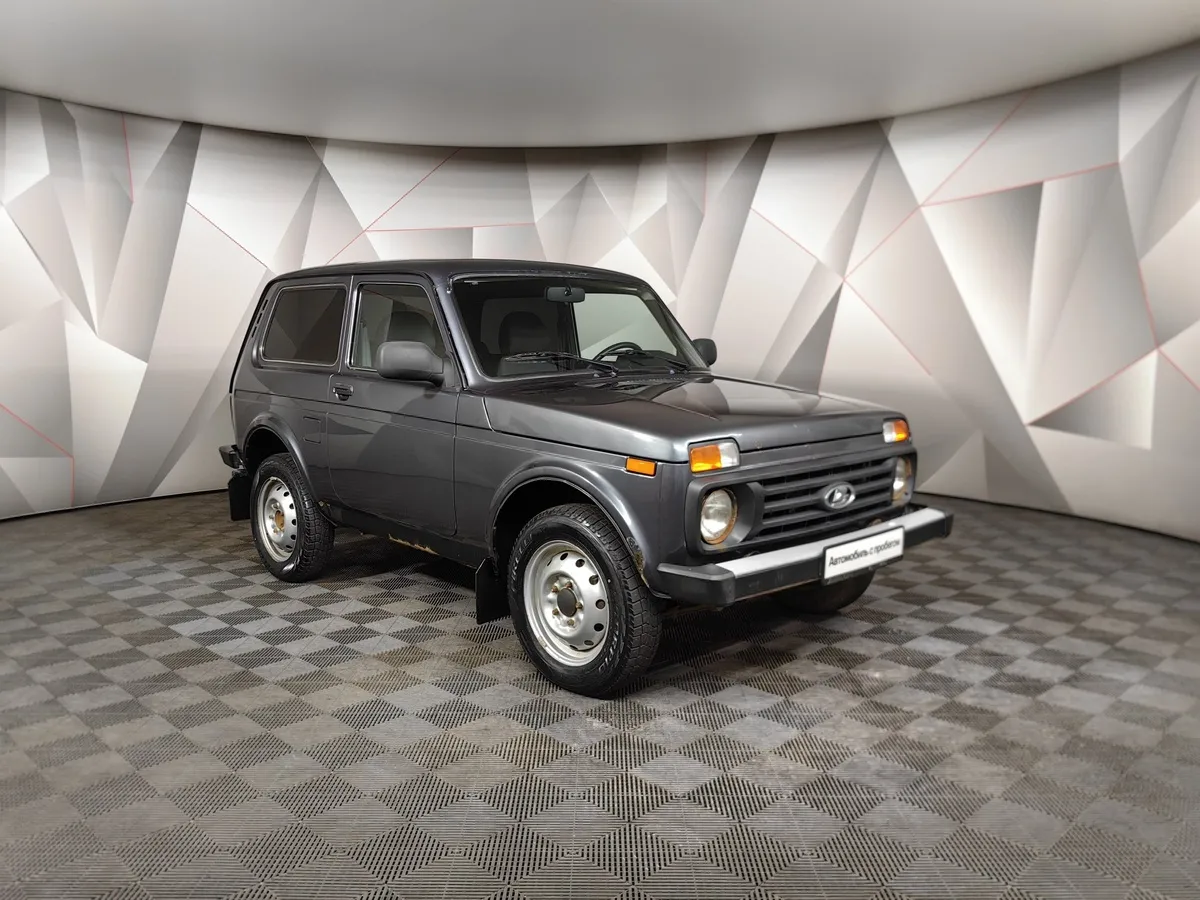 ВАЗ (Lada) 4x4 1.7 MT 8 кл. (83 л.с.) Серый в АВИЛОН. Слайд №3