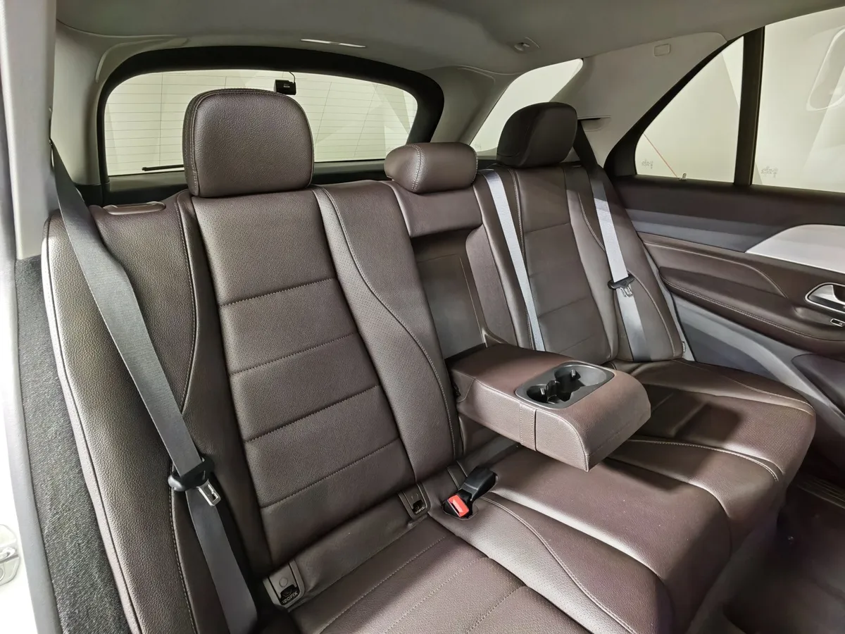 Mercedes-Benz GLE 300 d 4MATIC 9G-TRONIC (245 л.с.) Premium (Локальная сборка) Белый в АВИЛОН. Слайд №16