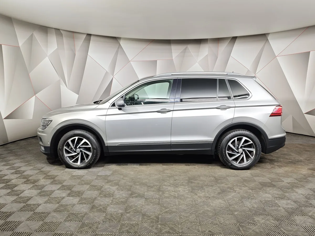 Volkswagen Tiguan 1.4 TSI 4Motion DSG (150 л.с.) Comfortline Серебристый в АВИЛОН. Слайд №5
