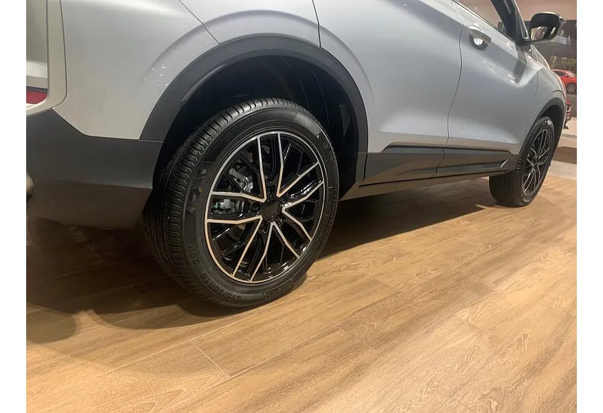 Belgee X50+ 1.5T DCT FWD (147 л.с.) Стиль Серебристый в АВИЛОН. Слайд №17