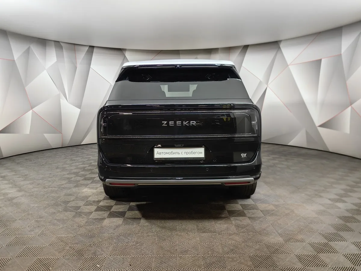 Zeekr 9X 2.0h AT 4WD (1177 л.с.) Ultra Черный в АВИЛОН. Слайд №8
