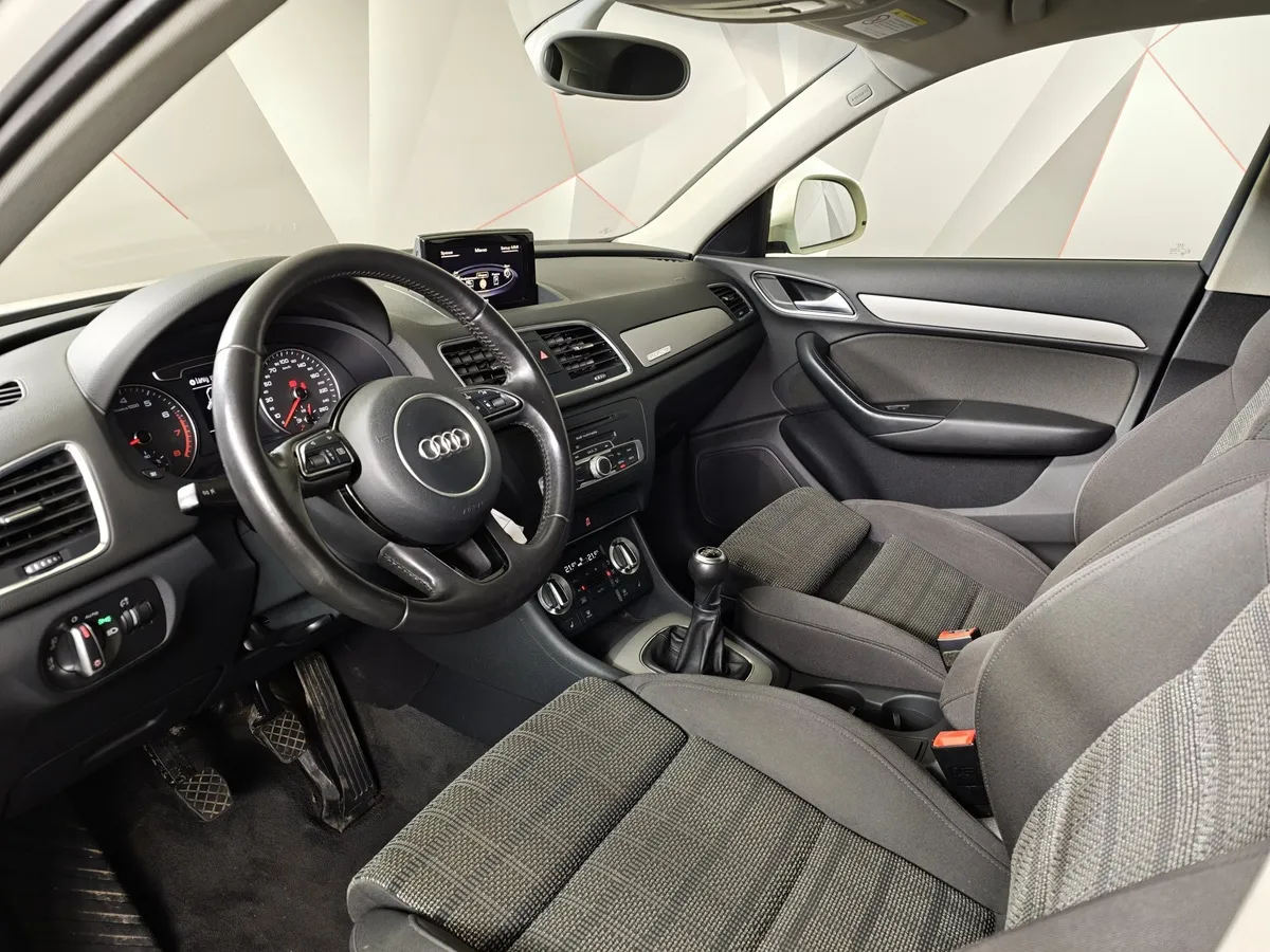 Audi Q3 2.0 TFSI quattro MT (170 л.с.) Белый в АВИЛОН. Слайд №19