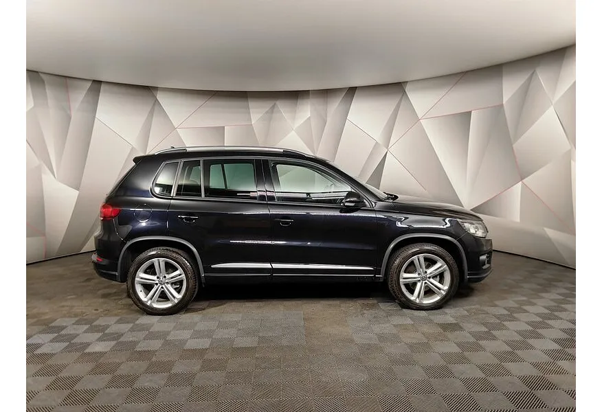 АВИЛОН - Volkswagen Tiguan 2.0 TSI 4Motion AT (180 л.с.) Sport&Style Черный - slide 3