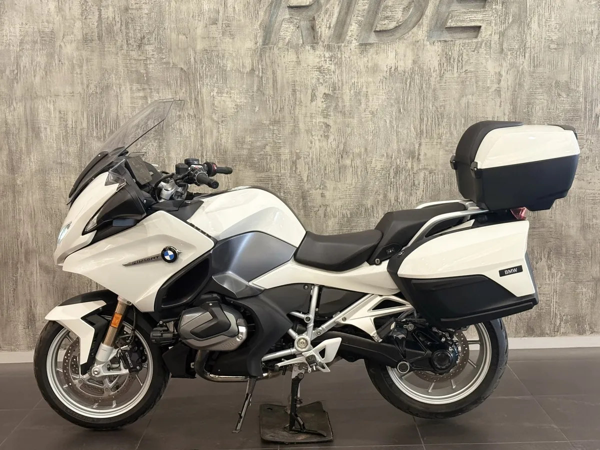 BMW Motorrad R 1250 RT R 1250 RT 1254 см³ (136) 1254 Белый в АВИЛОН. Слайд №3