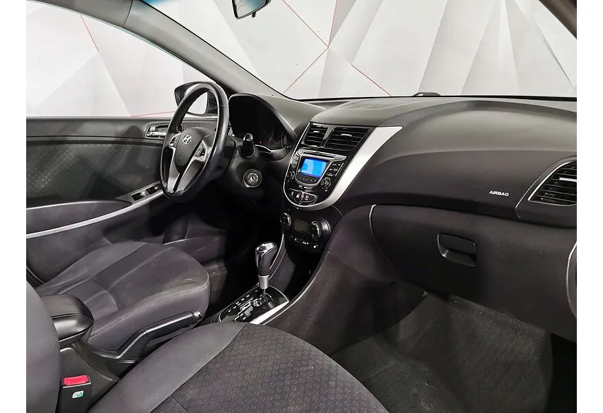 Hyundai Solaris 1.6 AT (123 л.с.) Active Красный в АВИЛОН. Слайд №12