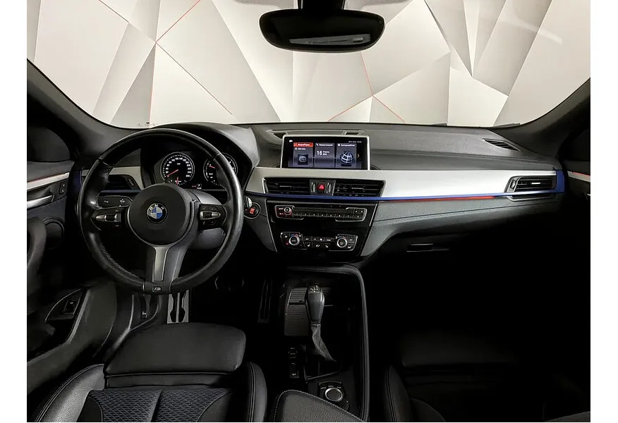 BMW X2 18d xDrive AT (150 л.с.) M Sport Серый в АВИЛОН. Слайд №11
