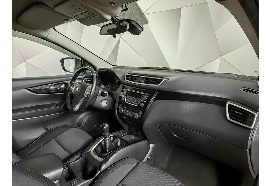 Nissan Qashqai 2.0 MT (144 л.с.) Красный в АВИЛОН. Слайд №11