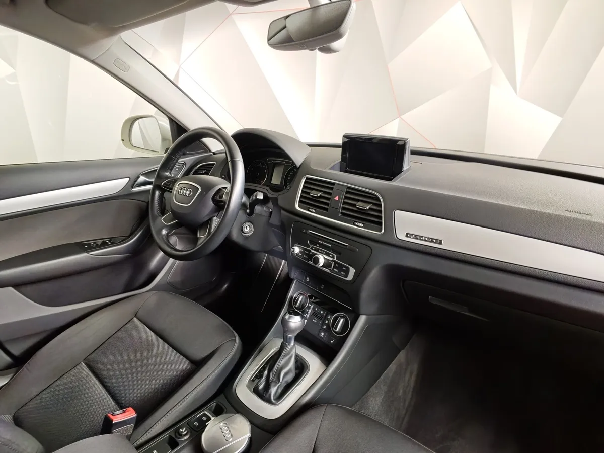 Audi Q3 2.0 TFSI S tronic quattro (180 л.с.) Белый в АВИЛОН. Слайд №13
