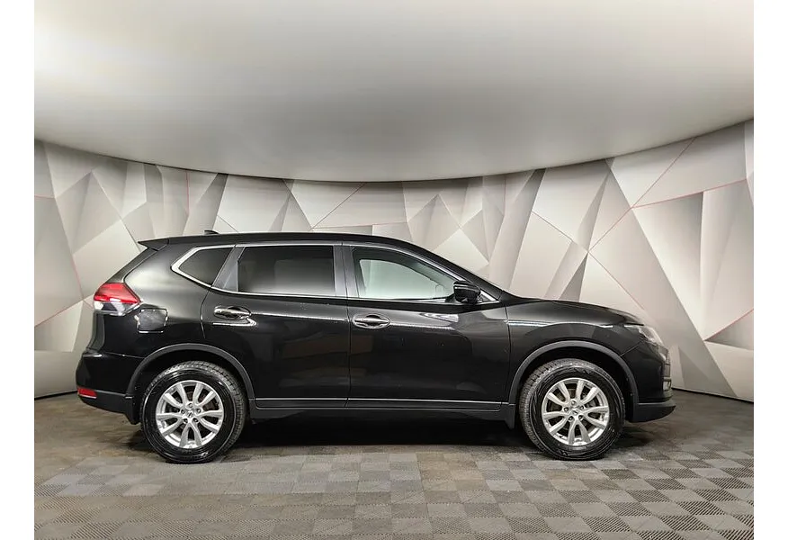 Nissan X-Trail 1.6 dCi MT 4WD (130 л.с.) SE+ Черный в АВИЛОН. Слайд №6