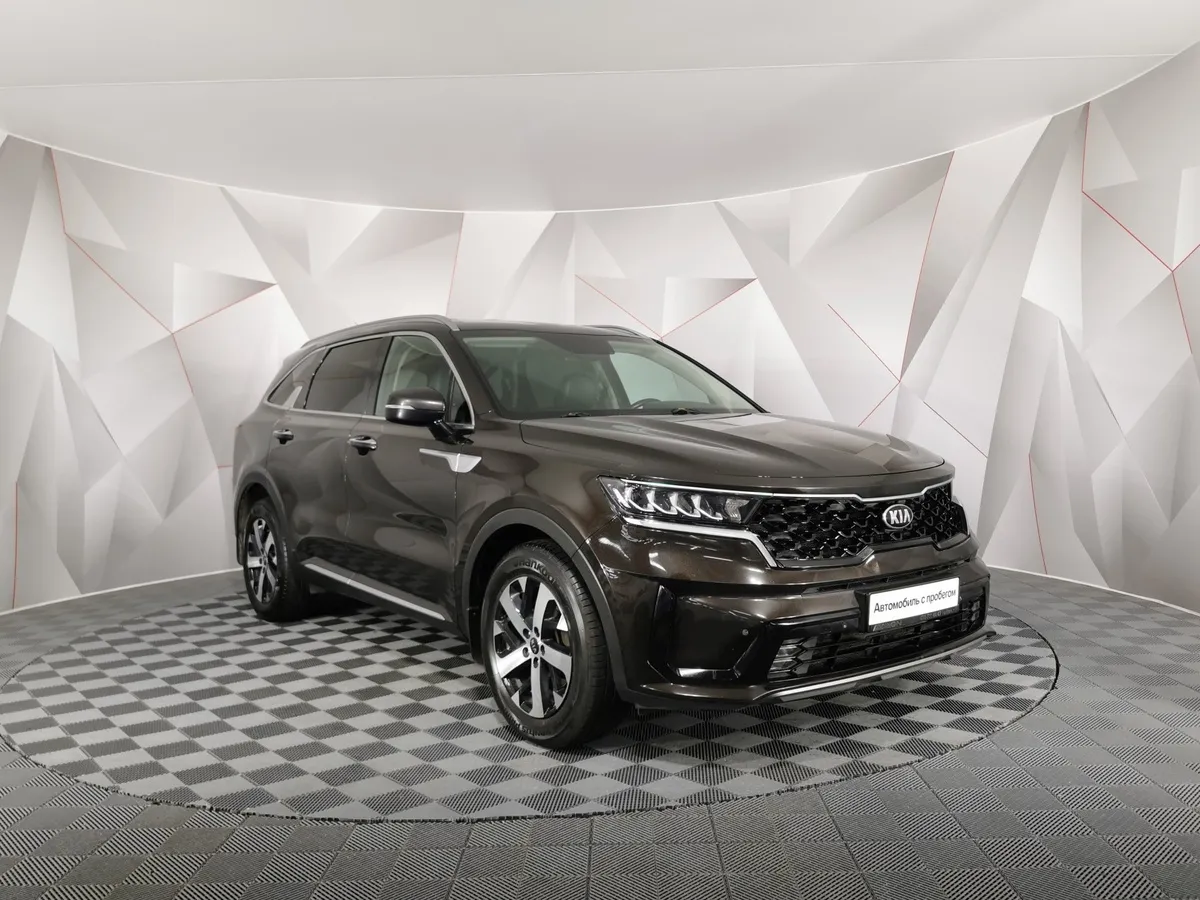 Kia Sorento 2.2 CRDi 4WD DCT (199 л.с.) Luxe Коричневый в АВИЛОН. Слайд №3