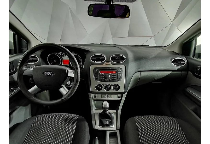 Ford Focus 1.8 MT (125 л.с.) Comfort Серебристый в АВИЛОН. Слайд №14