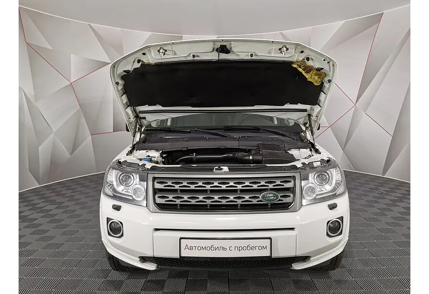 Land Rover Freelander 2.2 TD4 AT 4WD (150 л.с.) Белый в АВИЛОН. Слайд №11