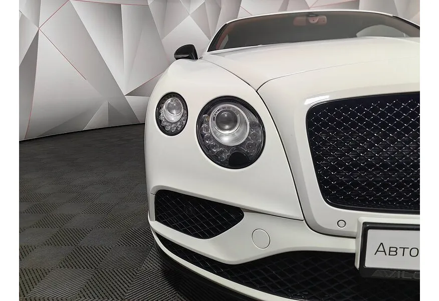 Bentley Continental GT 4.0 V8 AWD AT (528 л.с.) Белый в АВИЛОН. Слайд №10