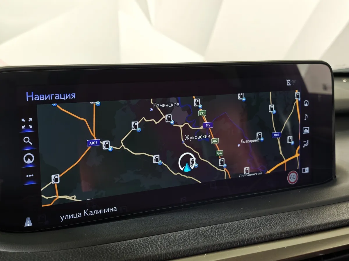 Lexus RX 350 AT AWD (300 л.с.) Luxury Черный в АВИЛОН. Слайд №22