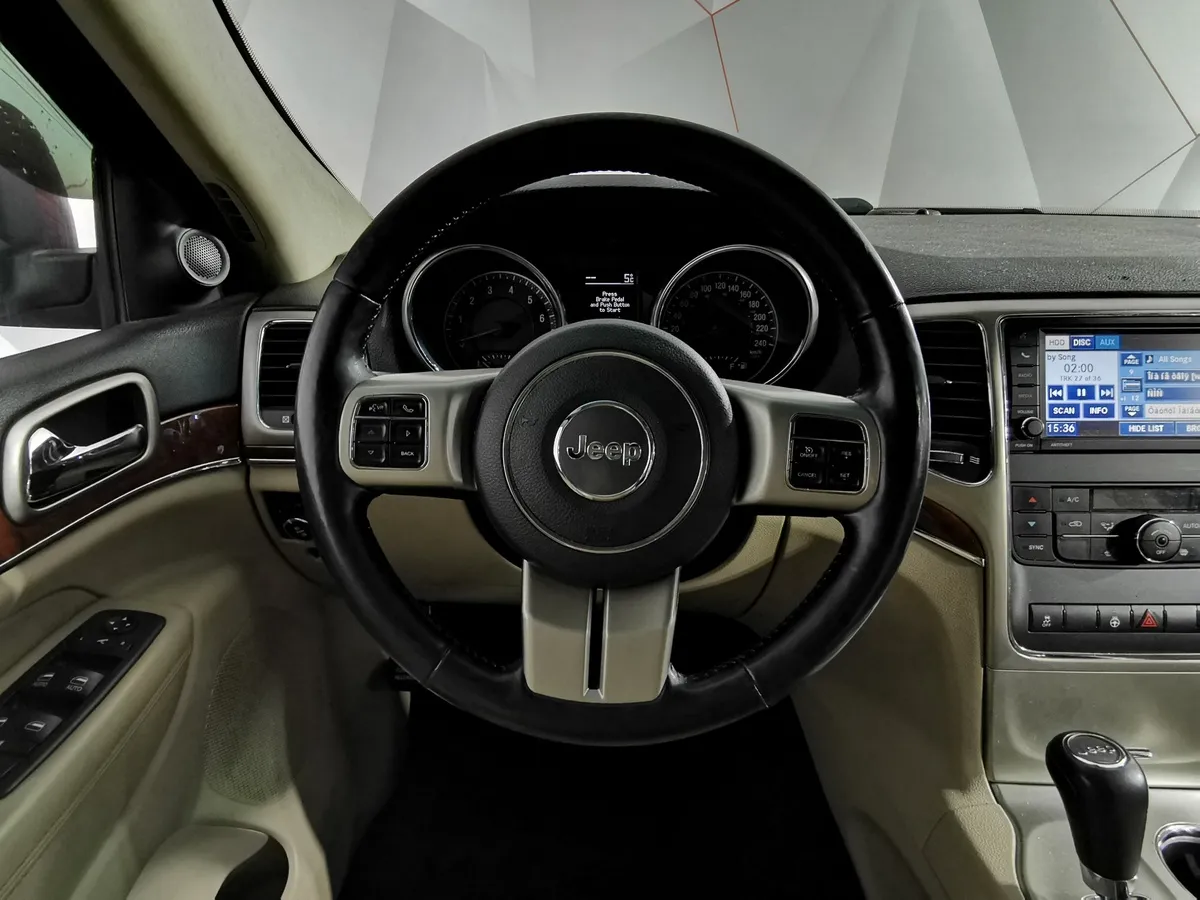 Jeep Grand Cherokee 3.6 AT (286 л.с.) Limited Красный в АВИЛОН. Слайд №20