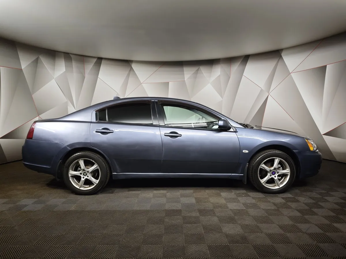 Mitsubishi Galant 2.4 AT (160 л.с.) Голубой в АВИЛОН. Слайд №6