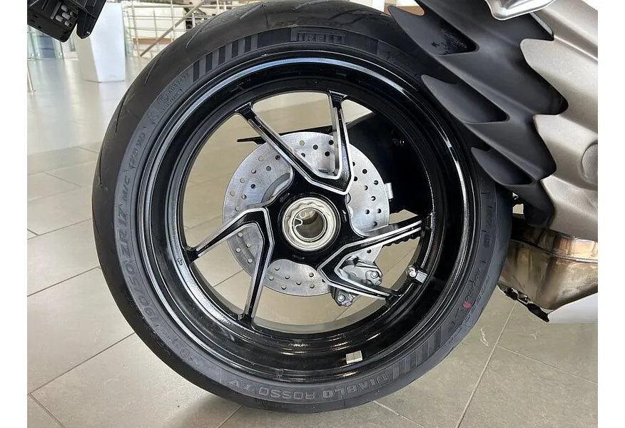 QJMOTOR SRK 921 RR 921 см³ (129 л.с.) (129) 921 Белый в АВИЛОН. Слайд №15