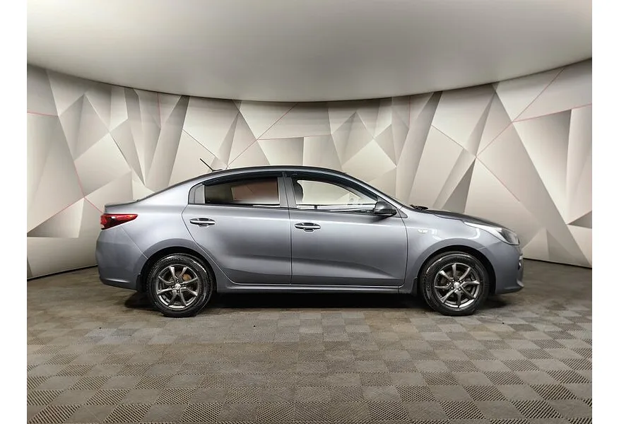 Kia Rio 1.6 AT (123 л.с.) Серый в АВИЛОН. Слайд №6