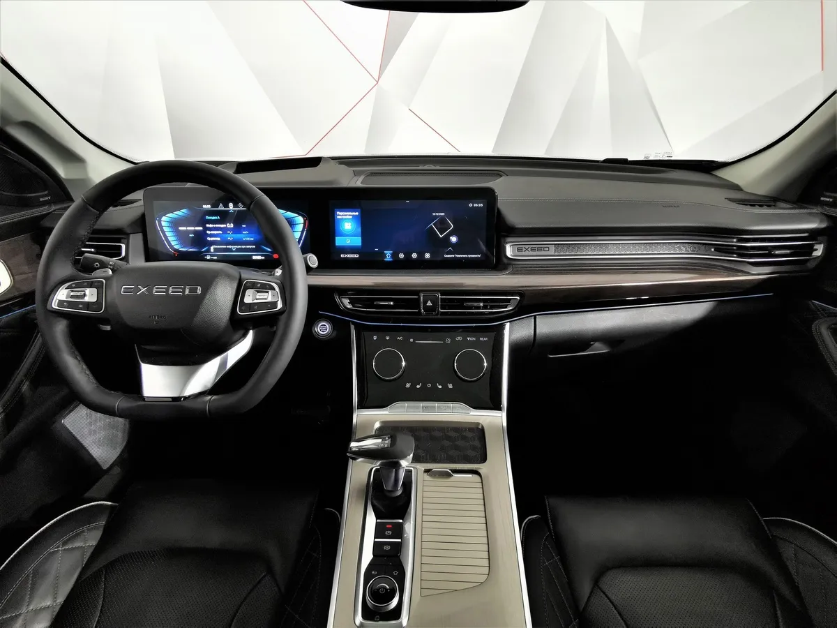 EXEED VX 2.0 AMT AWD (249 л.с.) President Белый в АВИЛОН. Слайд №13