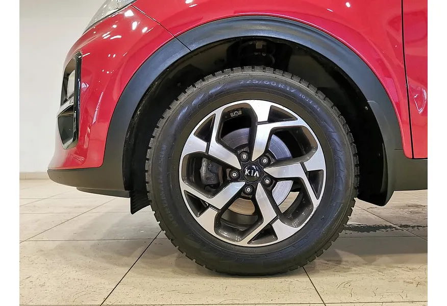 Kia Sportage 2.0 MPI AT 4WD (150 л.с.) Luxe Красный в АВИЛОН. Слайд №9